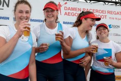 Damen_20190615_204
