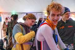 Hel_20231126_04987